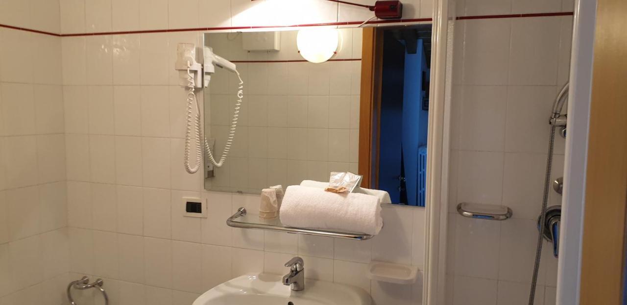 Hotel Martinella フォルガリーア エクステリア 写真