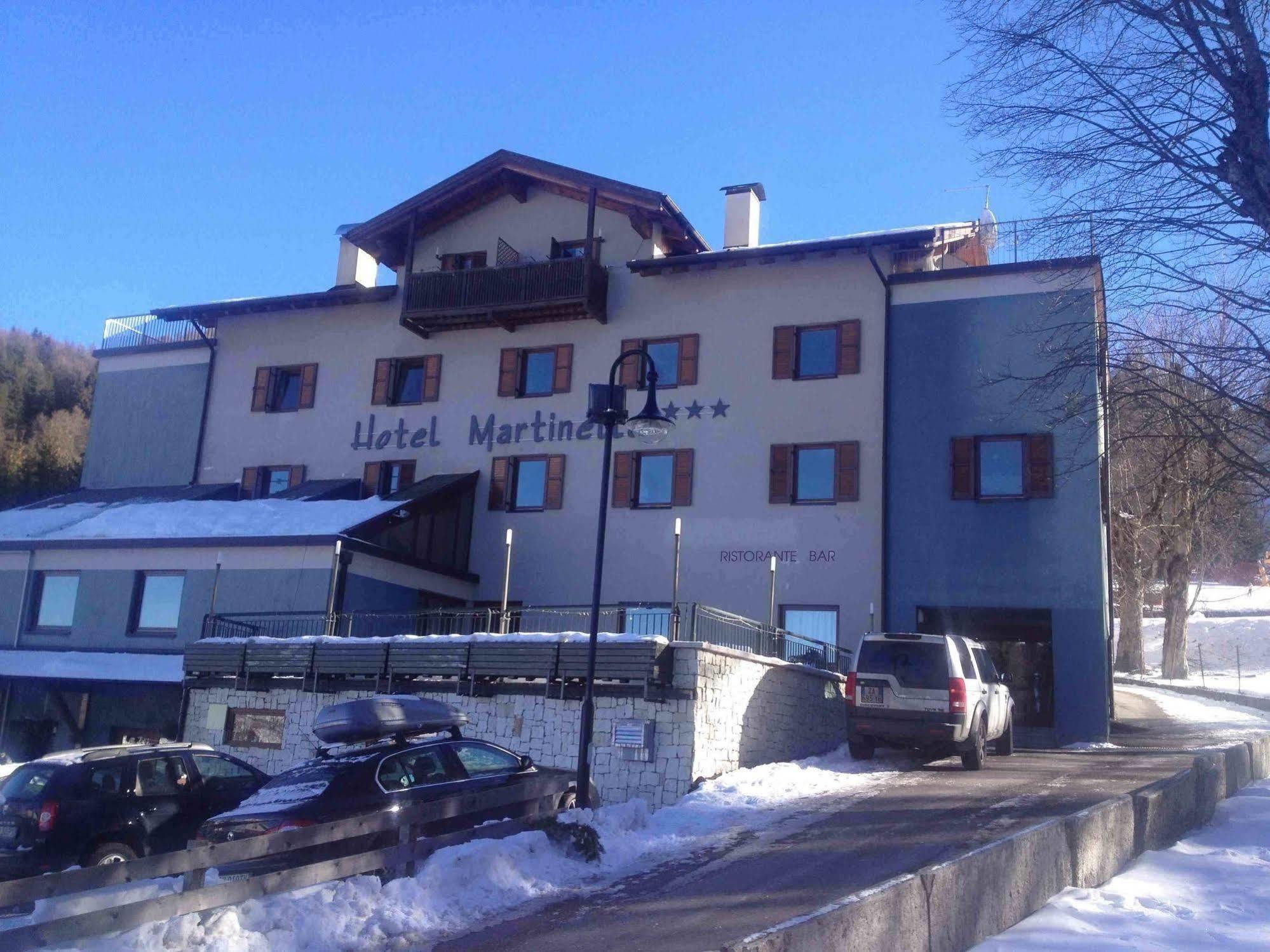 Hotel Martinella フォルガリーア エクステリア 写真